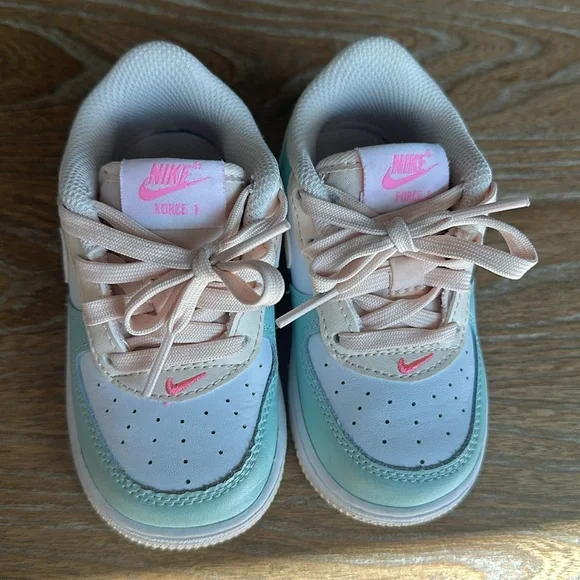 Nike Airforce 1 Toddler 6c - Picture 2 of 5
